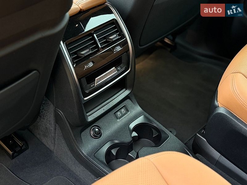 Внедорожник / Кроссовер BMW X7 2023 в Луцке