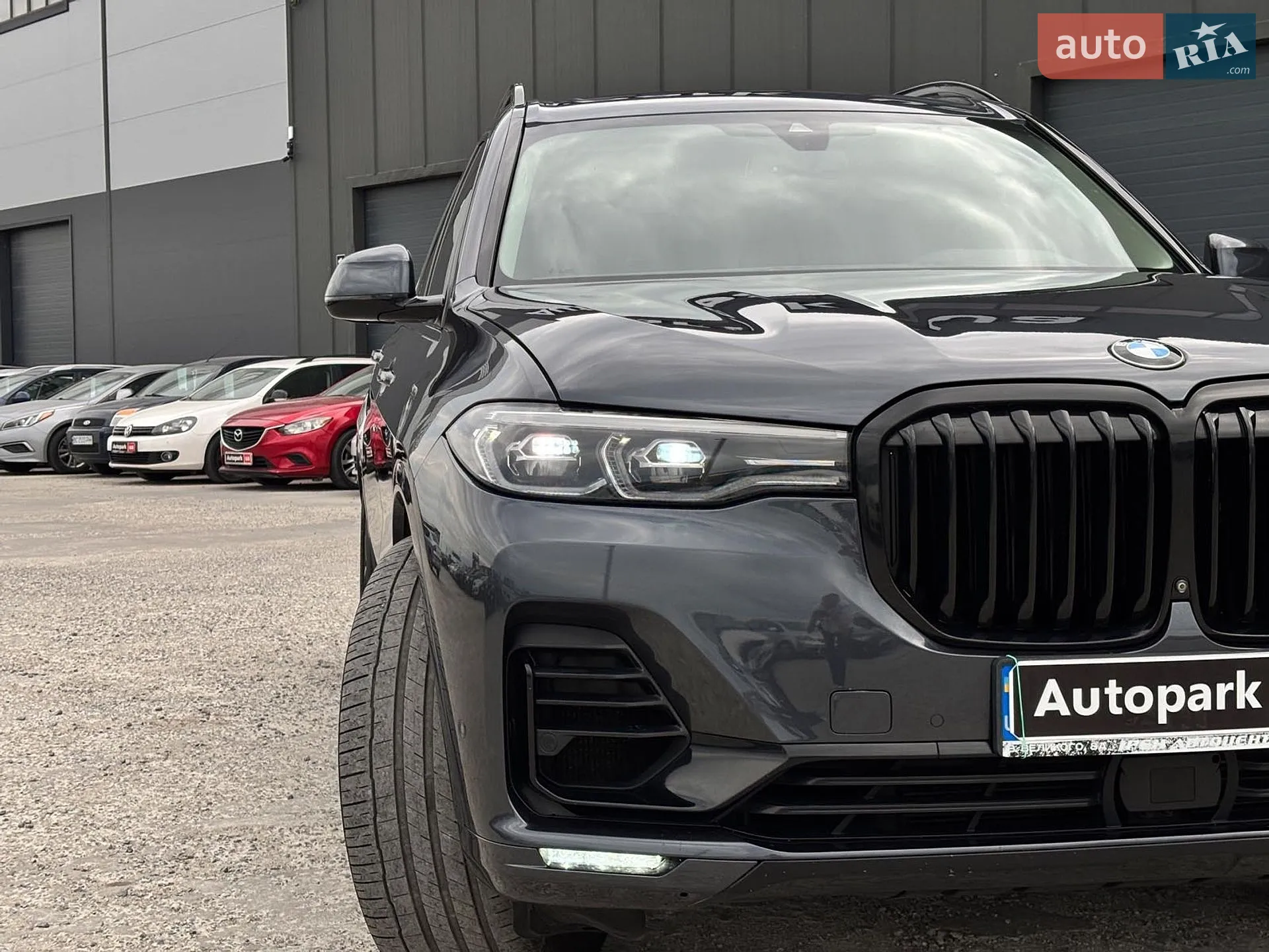 2019 BMW X7 - мініатюра 19