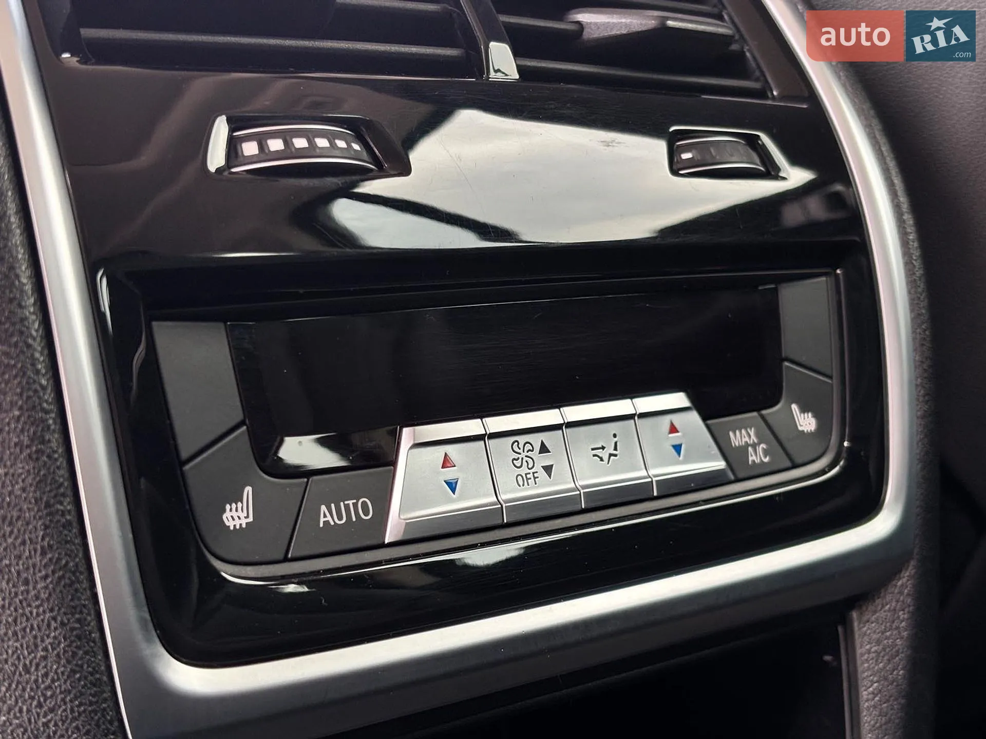 2019 BMW X7 - мініатюра 57