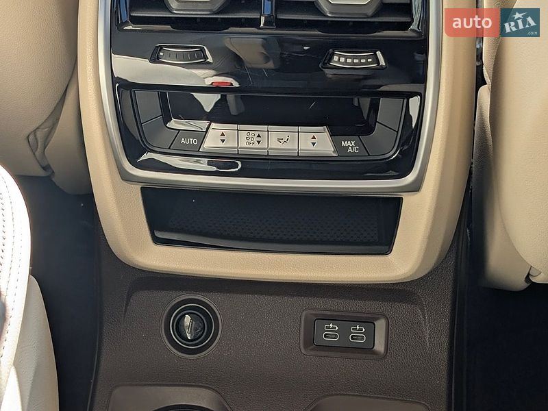 Внедорожник / Кроссовер BMW X7 2019 в Киеве