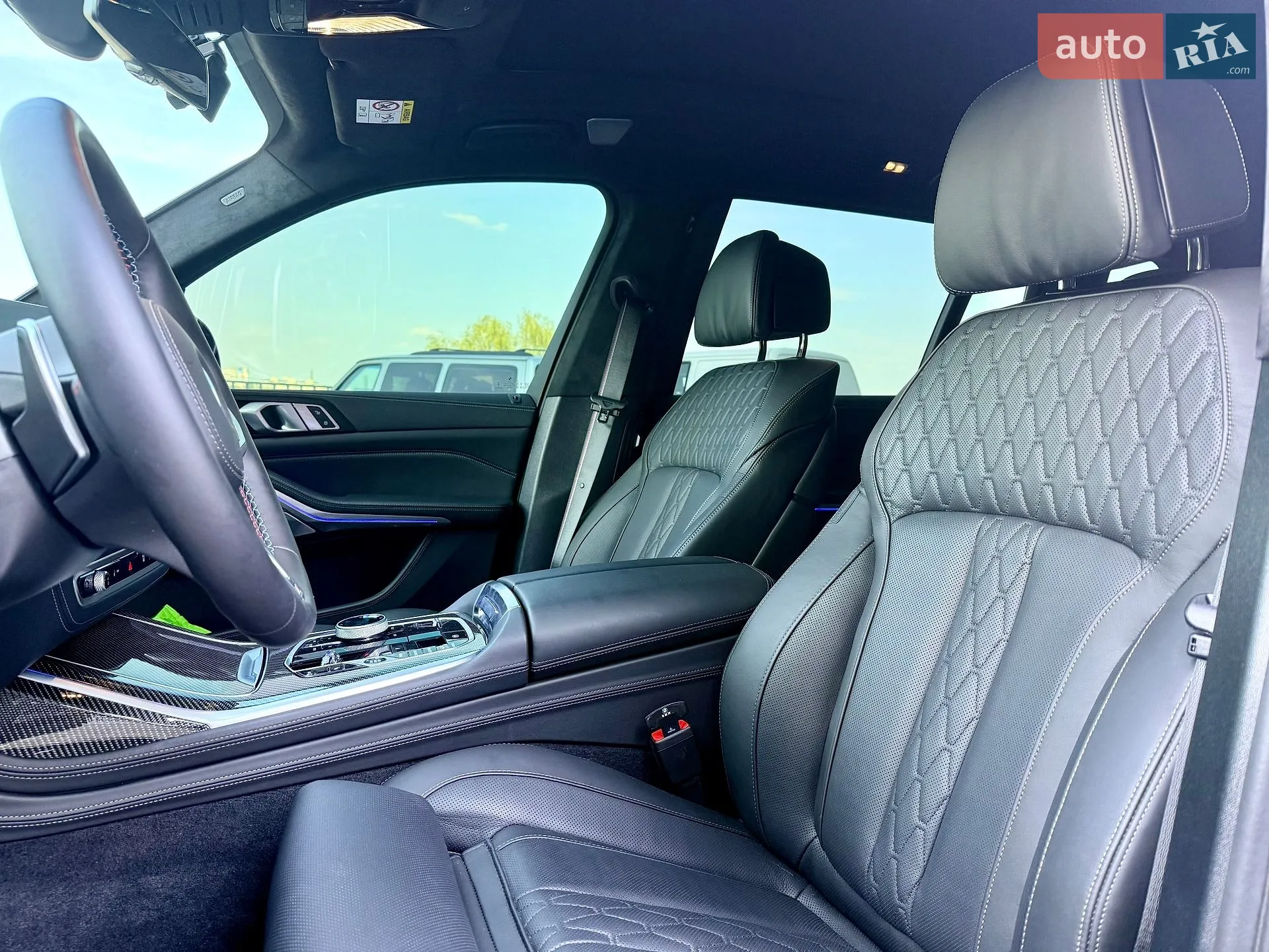 2025 BMW X7 - мініатюра 36