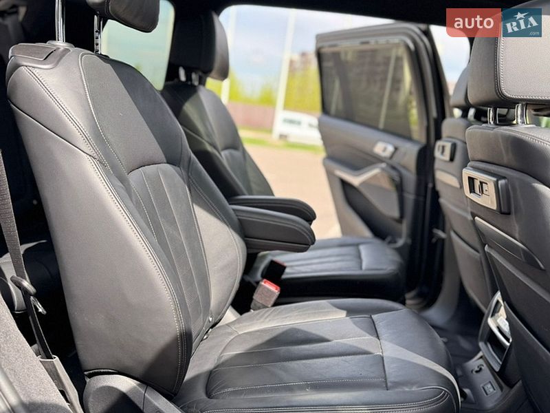Внедорожник / Кроссовер BMW X7 2019 в Киеве