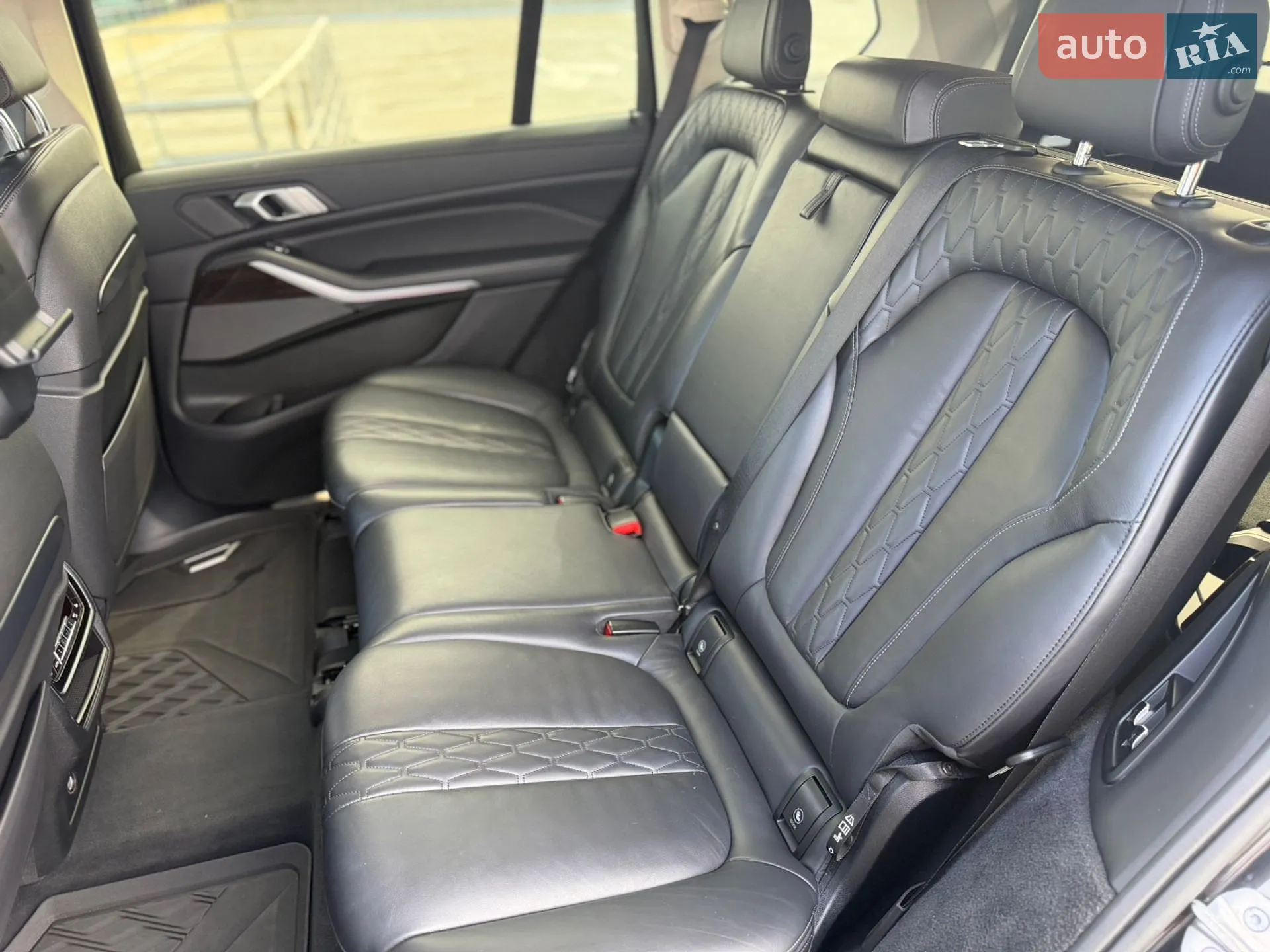 2020 BMW X7 - мініатюра 40