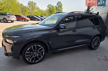 Внедорожник / Кроссовер BMW X7 2023 в Черкассах