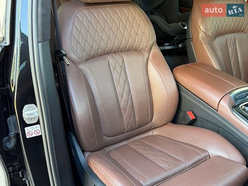 Позашляховик / Кросовер BMW X7 2020 в Києві фото 11 Позашляховик / Кросовер BMW X7 2020 в Києві