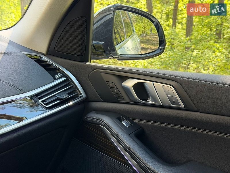 Внедорожник / Кроссовер BMW X7 2020 в Киеве