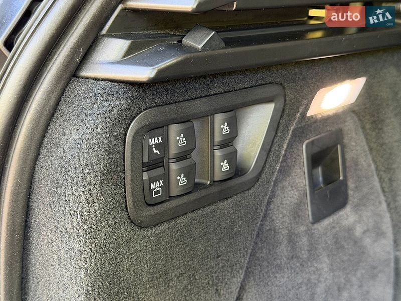 Внедорожник / Кроссовер BMW X7 2020 в Киеве