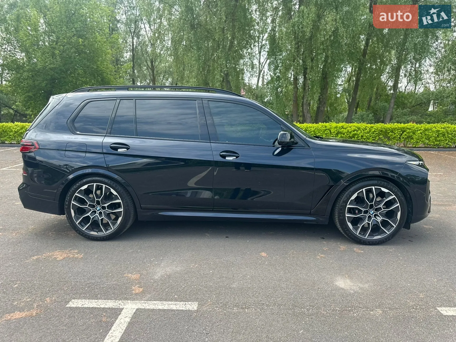 2022 BMW X7 - мініатюра 3