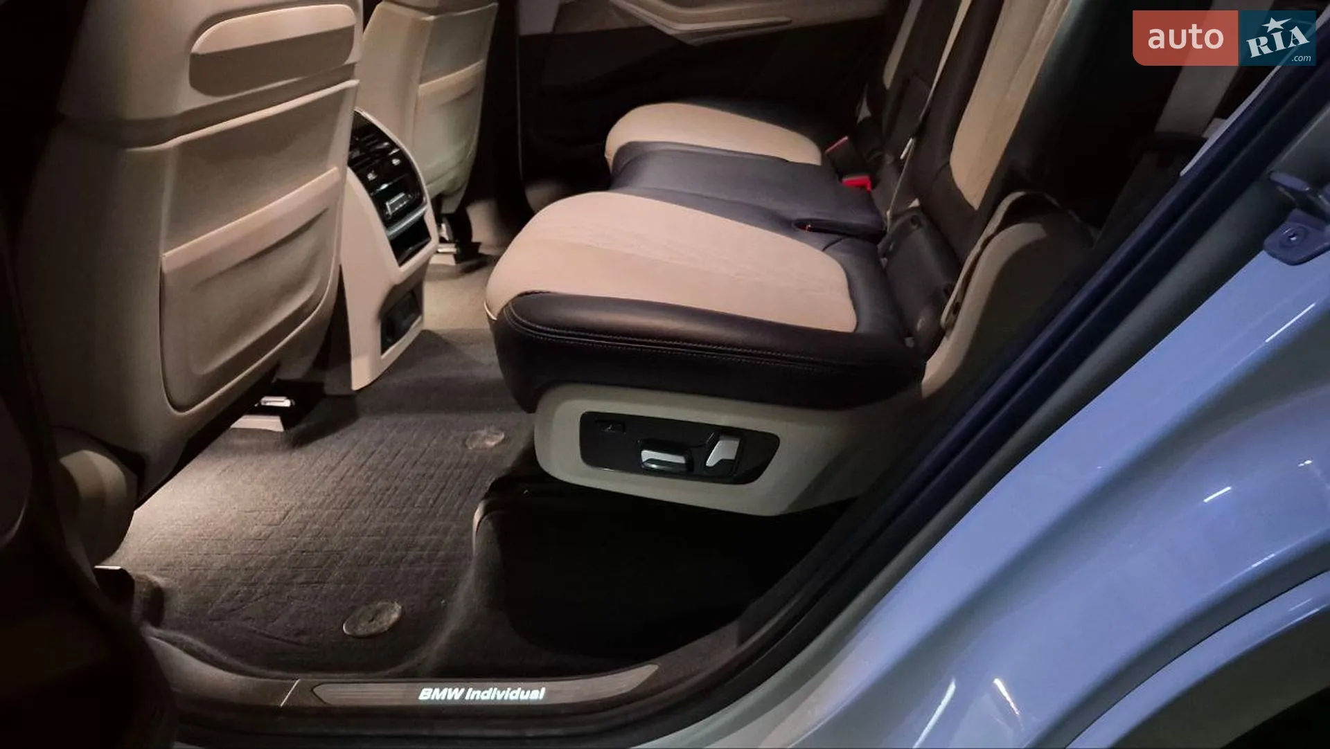 2019 BMW X7 - мініатюра 37
