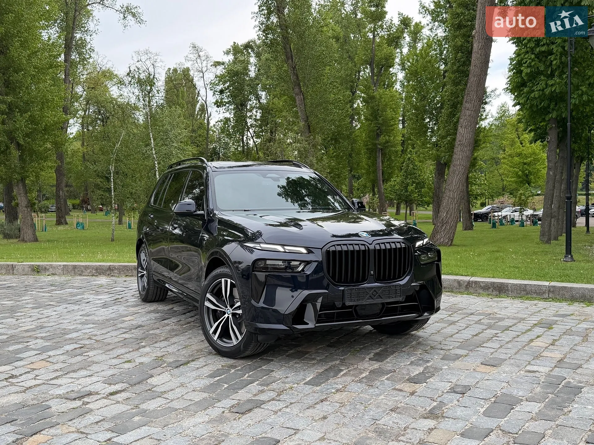 2023 BMW X7 - мініатюра 2