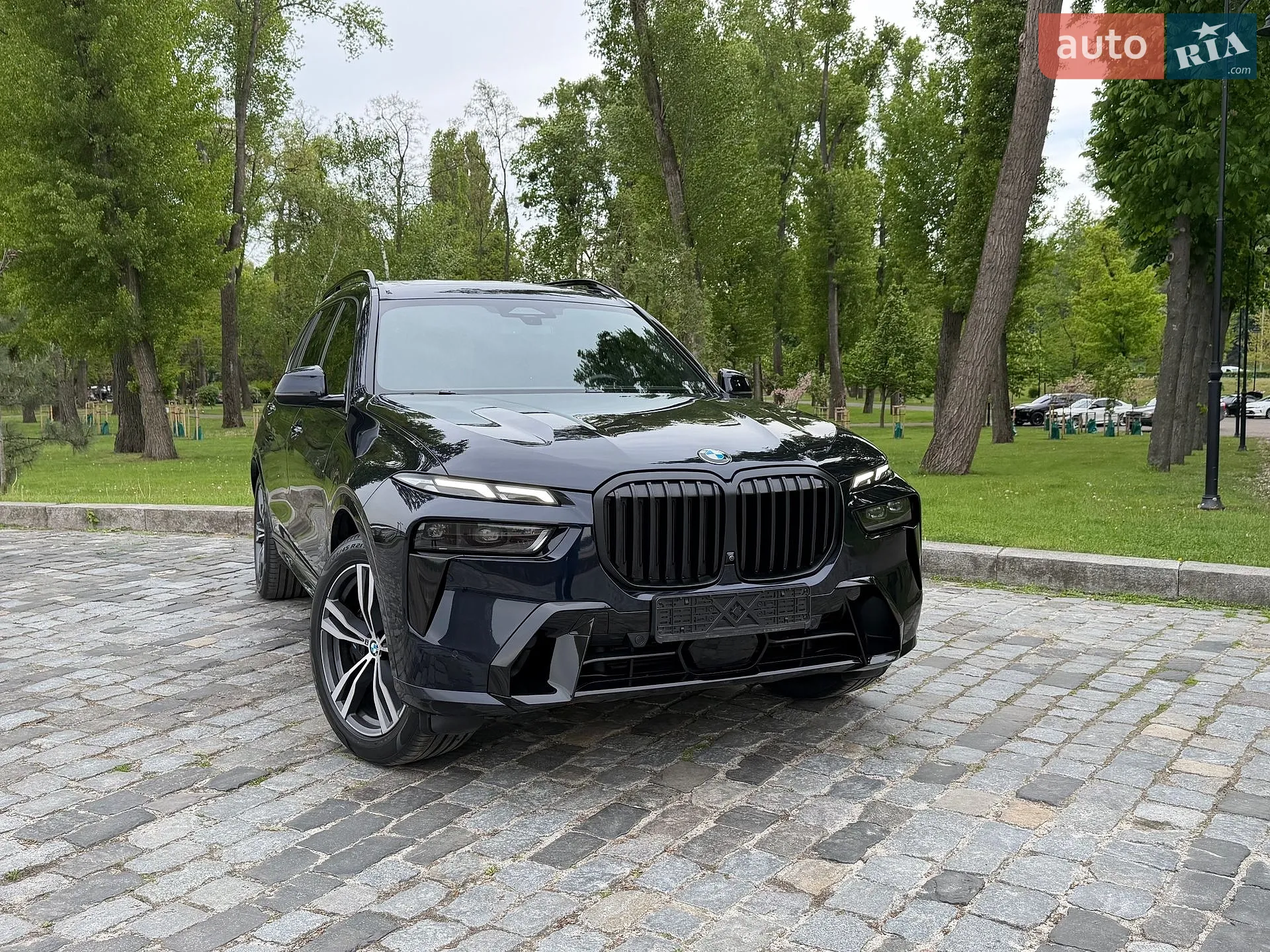 2023 BMW X7 - мініатюра 23