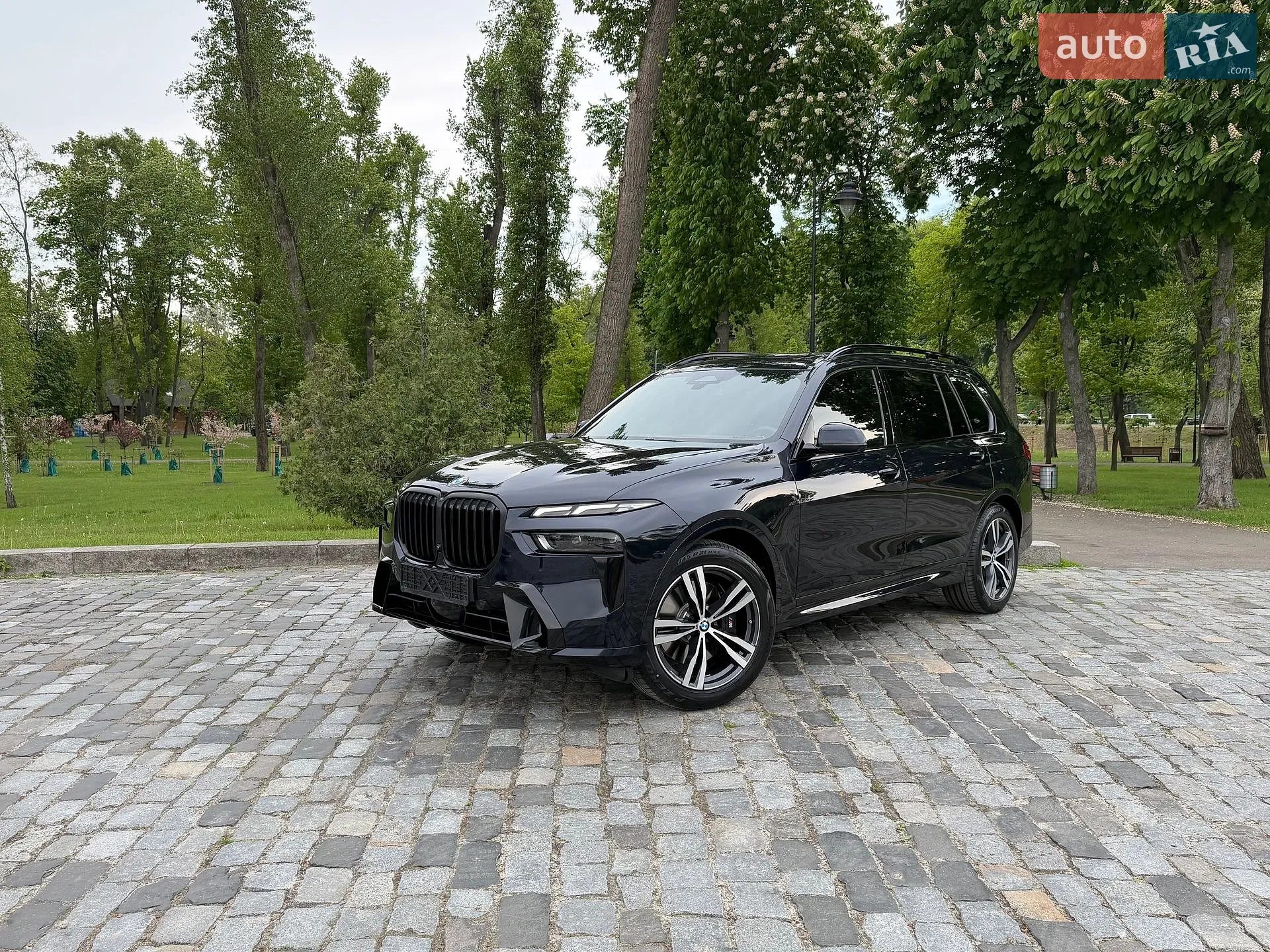 2023 BMW X7 - мініатюра 38