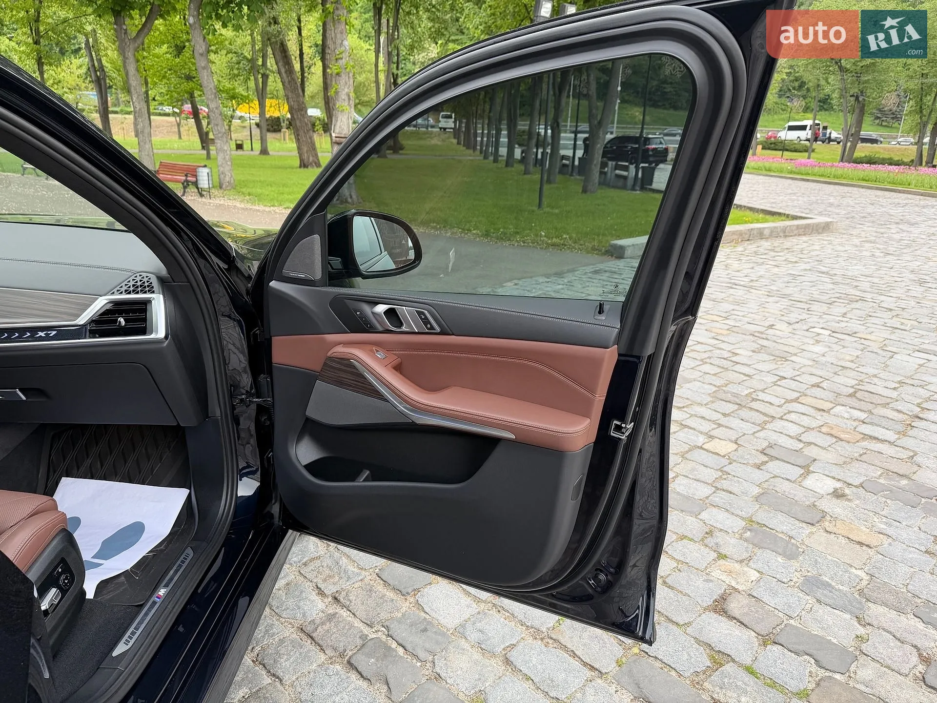 2023 BMW X7 - мініатюра 84