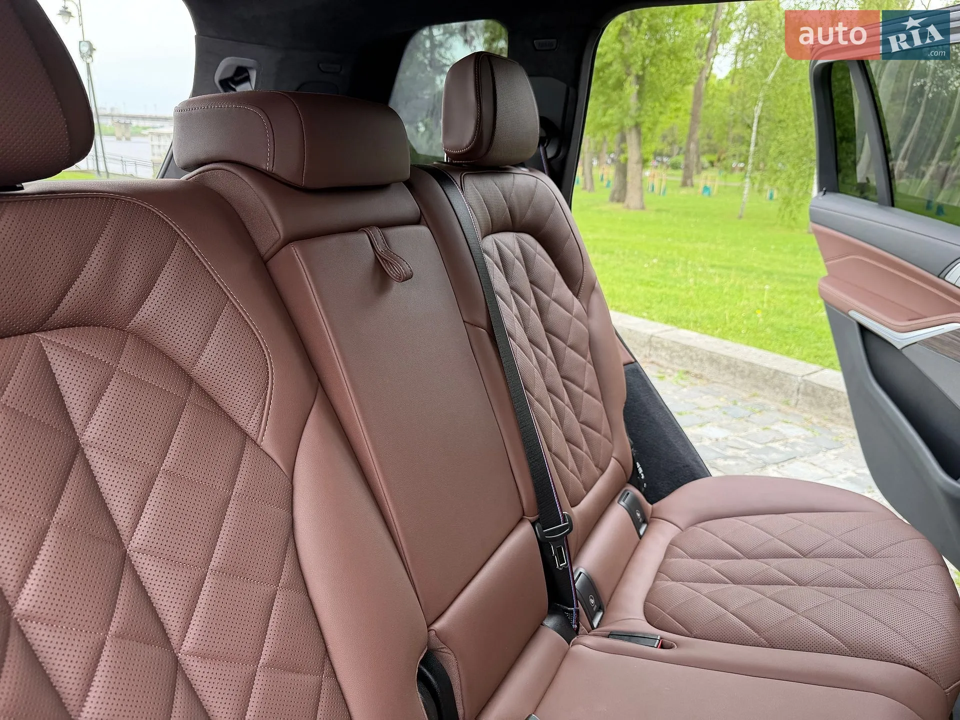 2023 BMW X7 - мініатюра 107