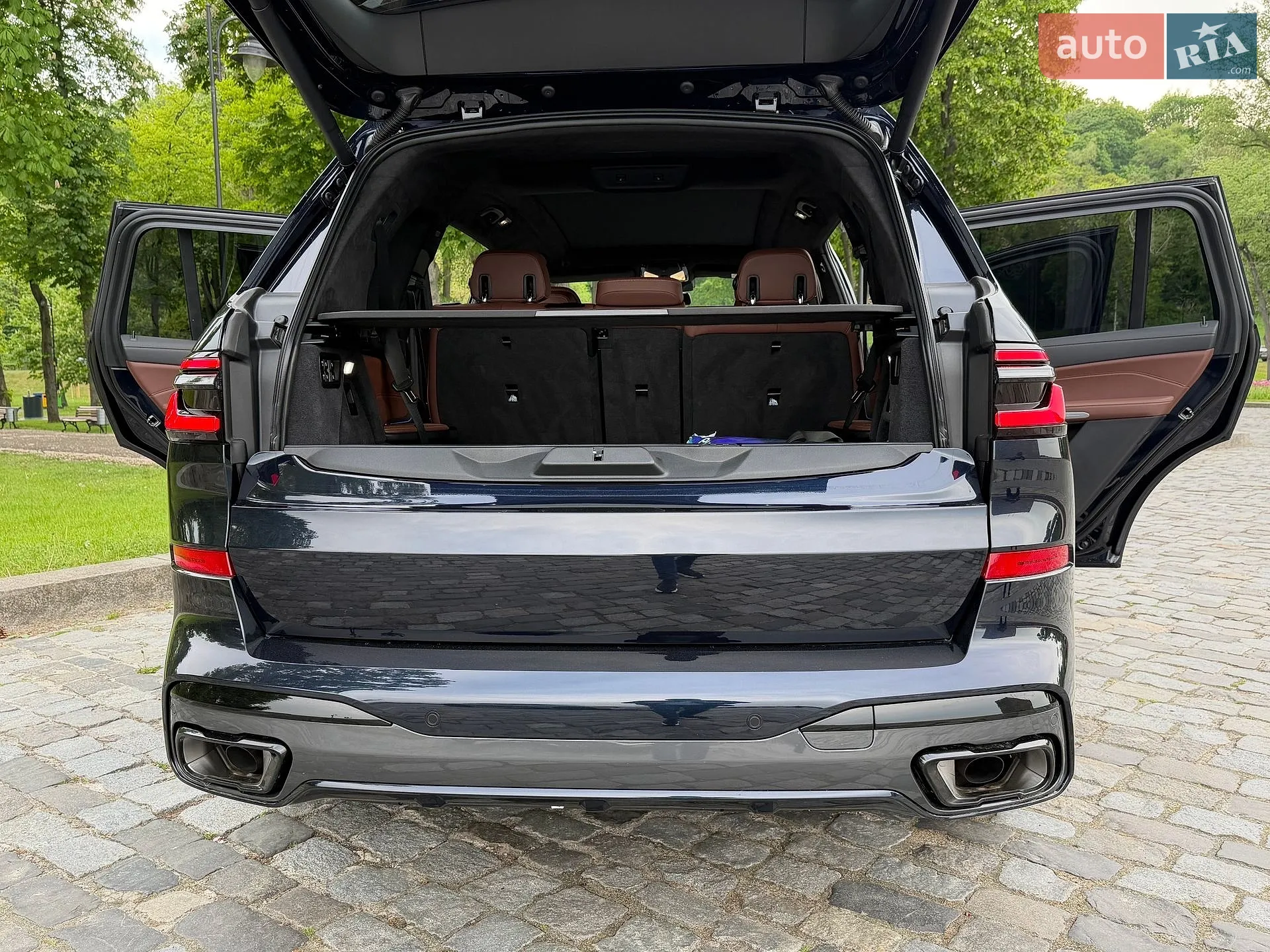 2023 BMW X7 - мініатюра 121