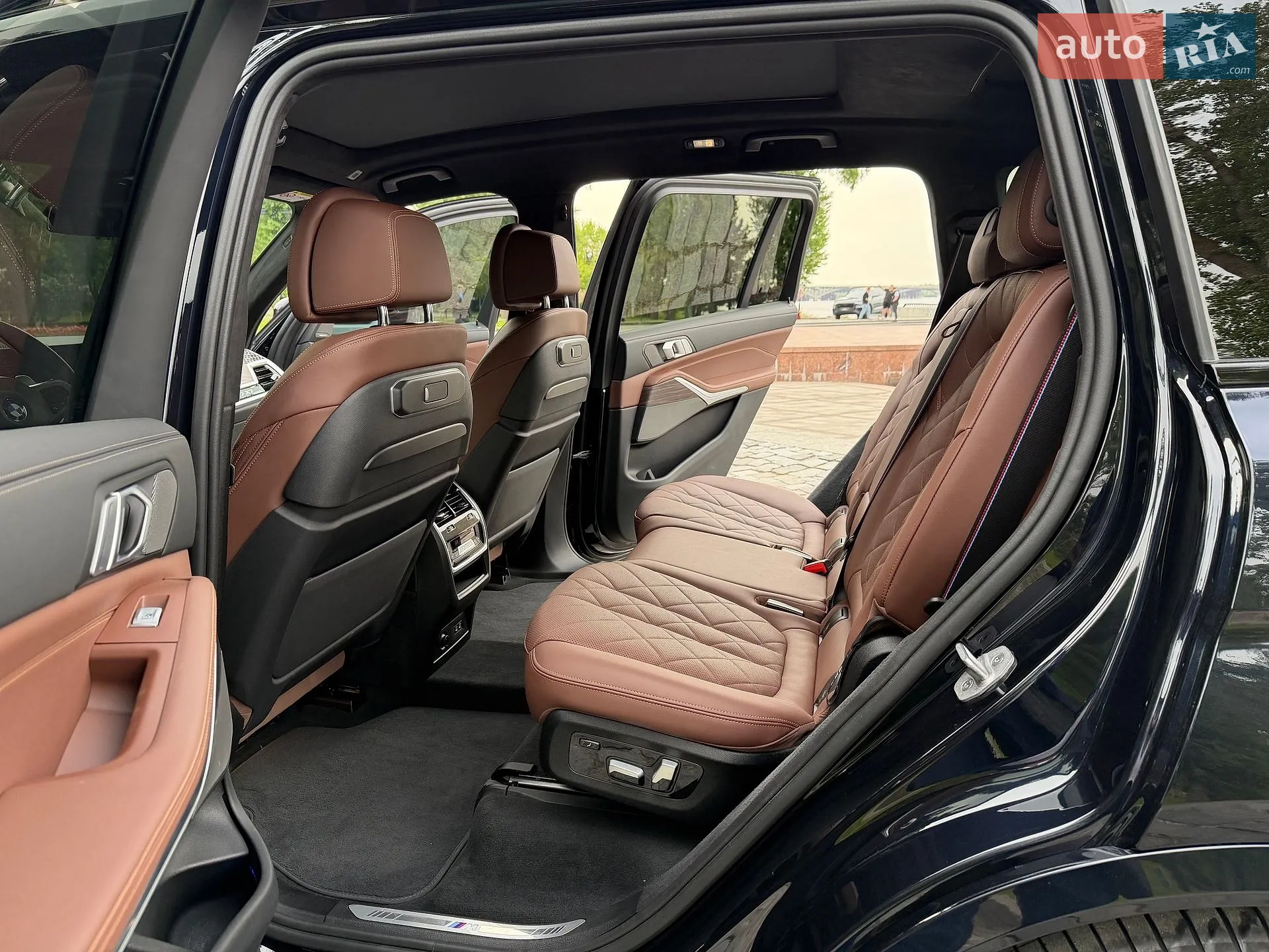 2023 BMW X7 - мініатюра 126