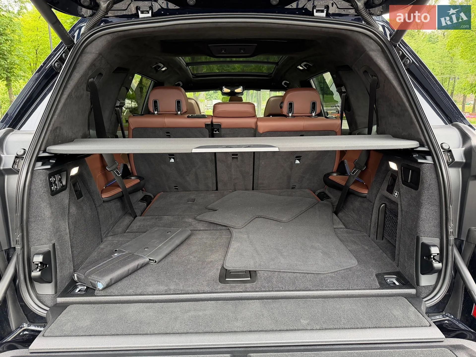 2023 BMW X7 - мініатюра 164