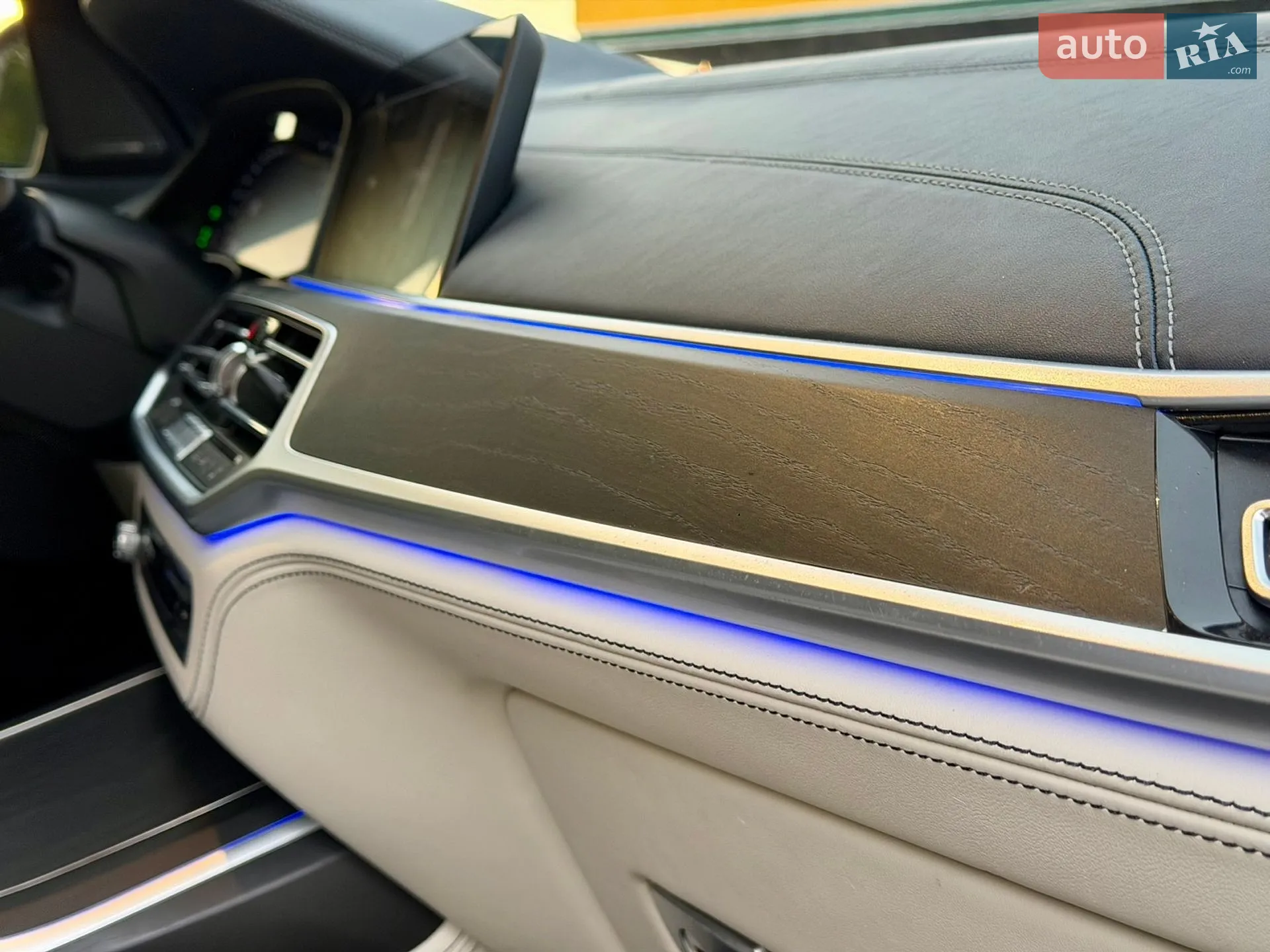 2022 BMW X7 - мініатюра 35