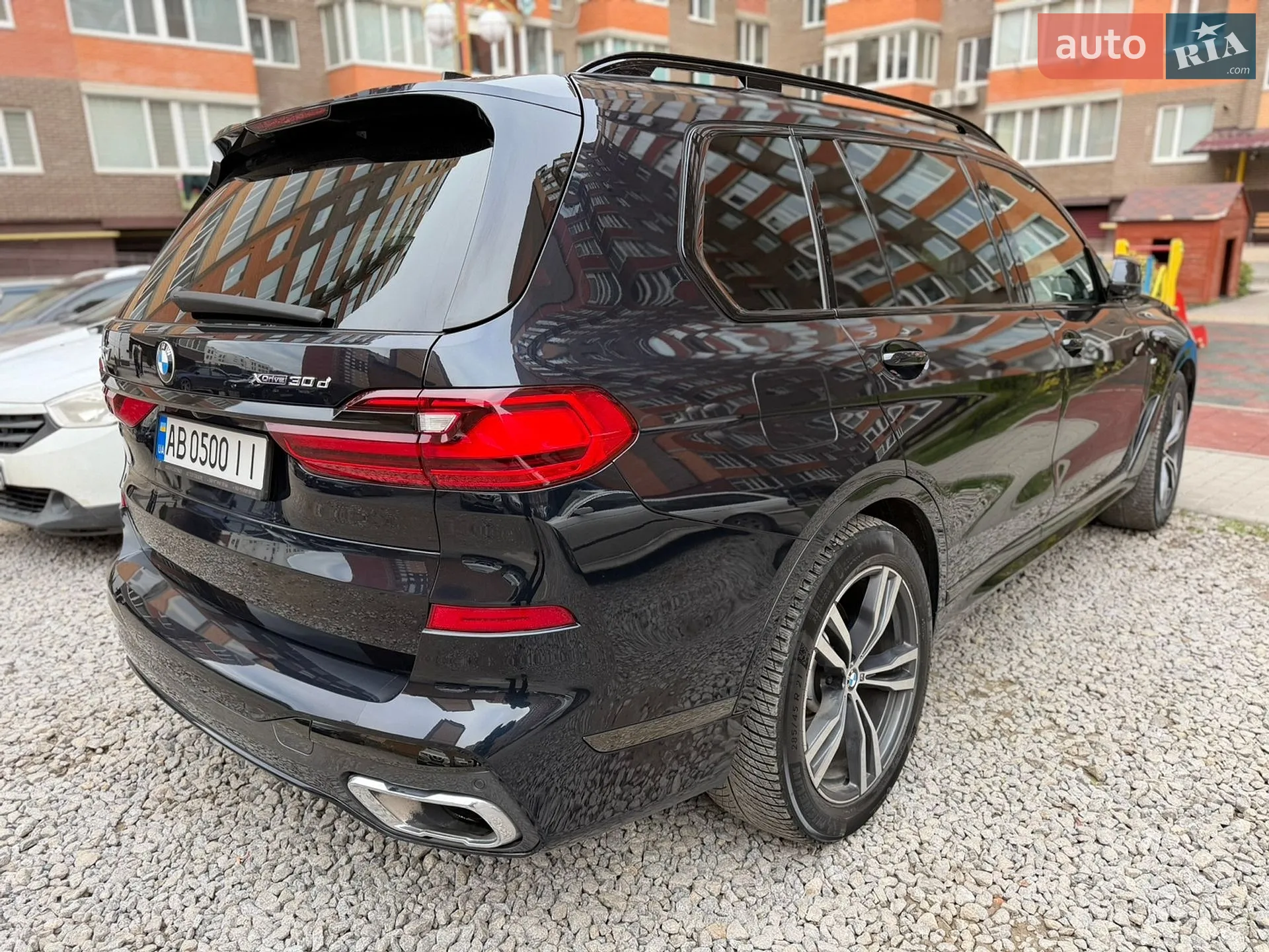 2020 BMW X7 - мініатюра 9