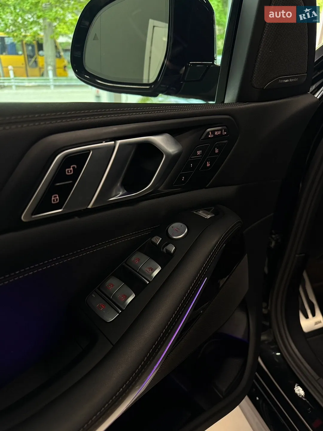 2023 BMW X7 - мініатюра 10