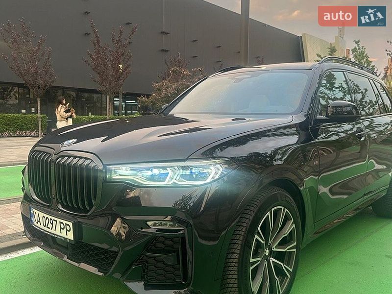 BMW X7 2021