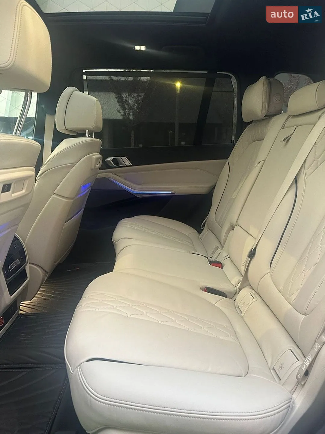 2021 BMW X7 - мініатюра 11