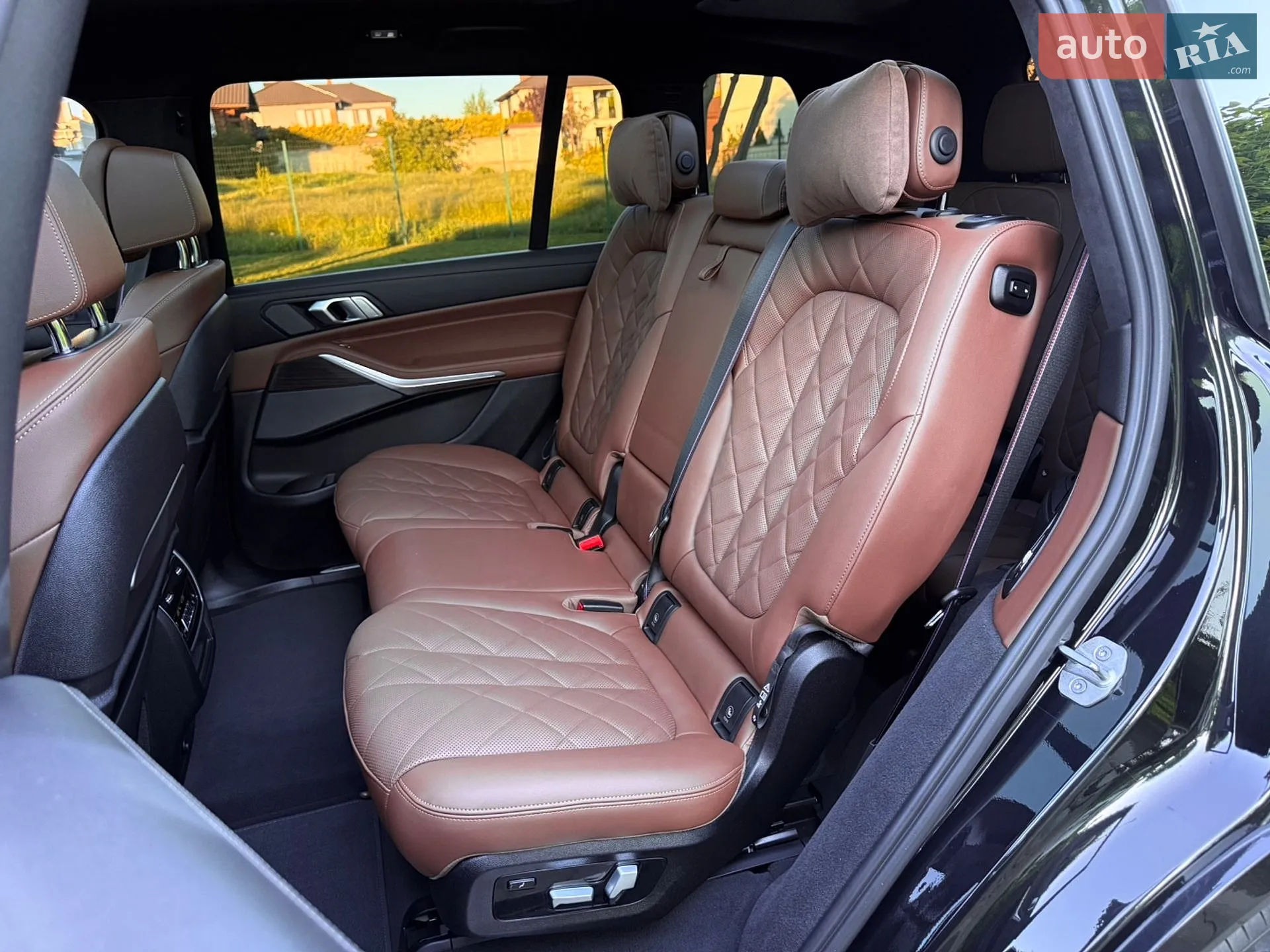 2023 BMW X7 - мініатюра 30