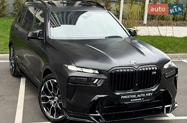 Внедорожник / Кроссовер BMW X7 2024 в Киеве
