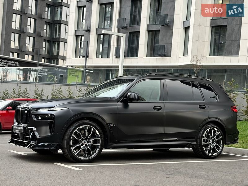 Внедорожник / Кроссовер BMW X7 2024 в Киеве
