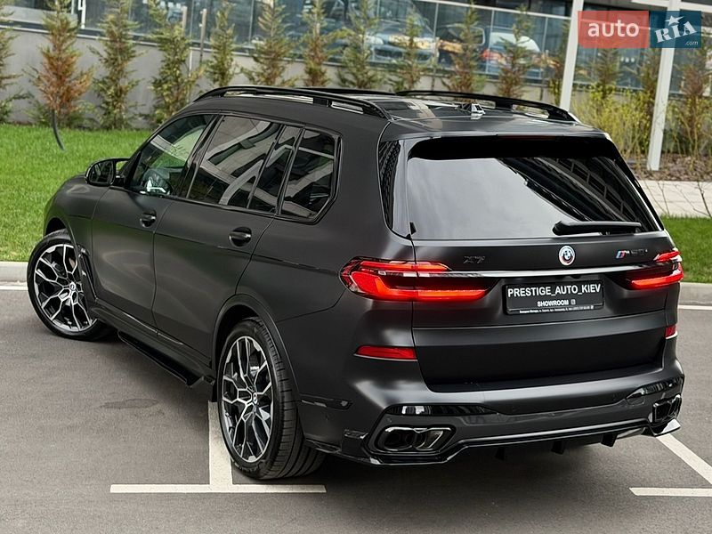 Внедорожник / Кроссовер BMW X7 2024 в Киеве