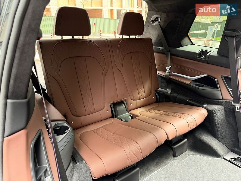 Внедорожник / Кроссовер BMW X7 2024 в Киеве
