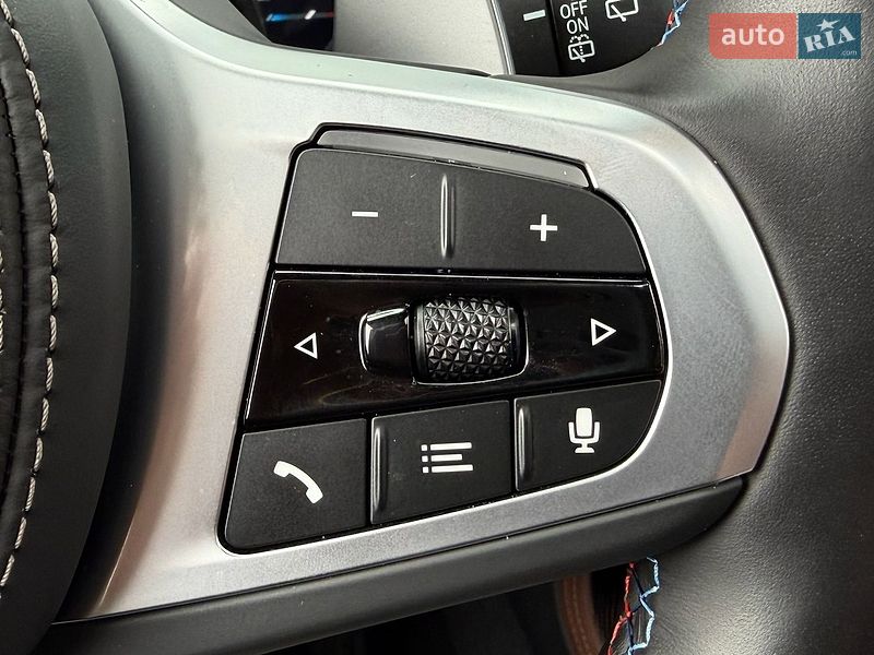 Внедорожник / Кроссовер BMW X7 2024 в Киеве