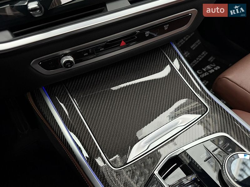 Внедорожник / Кроссовер BMW X7 2024 в Киеве