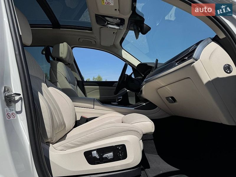 Позашляховик / Кросовер BMW X7 2020 в Рівному фото 95 Позашляховик / Кросовер BMW X7 2020 в Рівному
