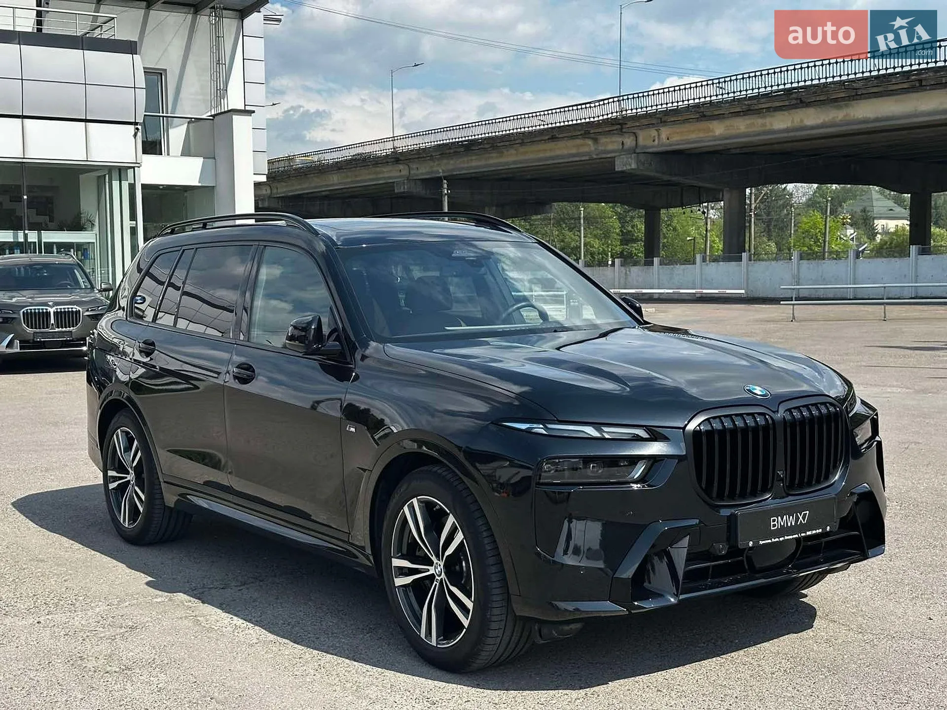 2025 BMW X7 - мініатюра 3