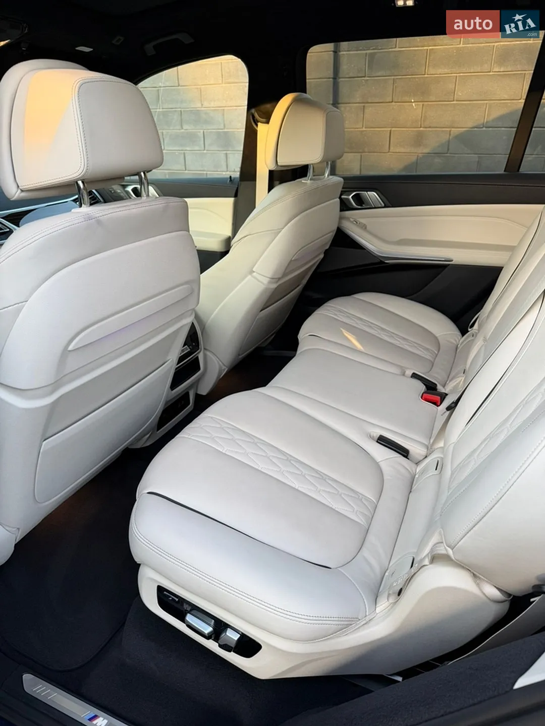 2021 BMW X7 - мініатюра 23