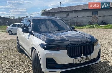 Внедорожник / Кроссовер BMW X7 2022 в Отынии