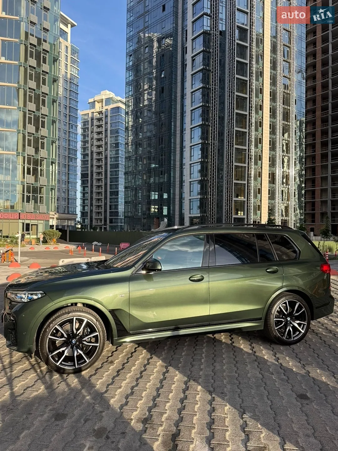 2022 BMW X7 - мініатюра 13