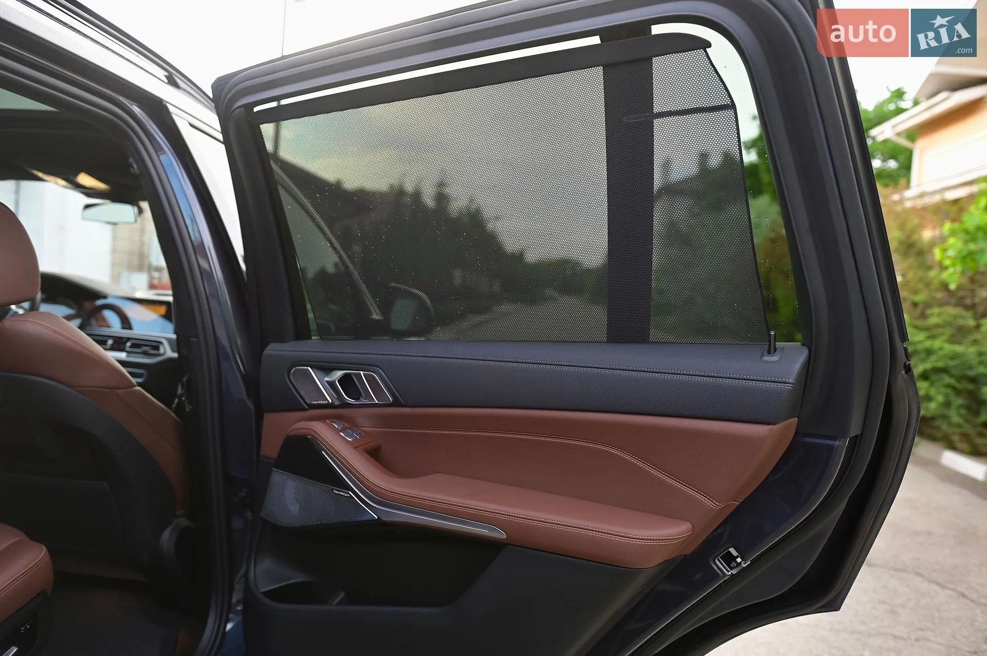 2022 BMW X7 - мініатюра 78