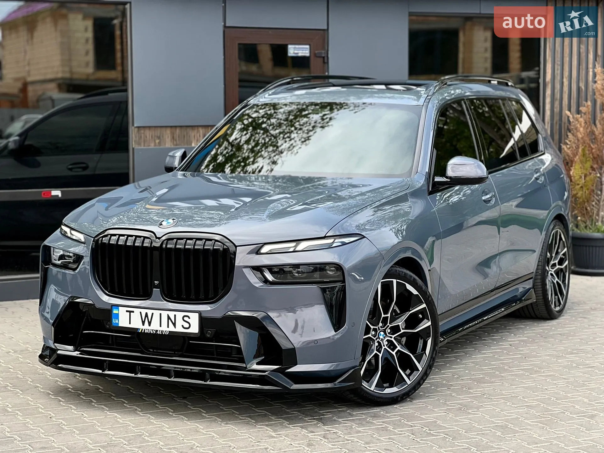 2023 BMW X7 - мініатюра 2