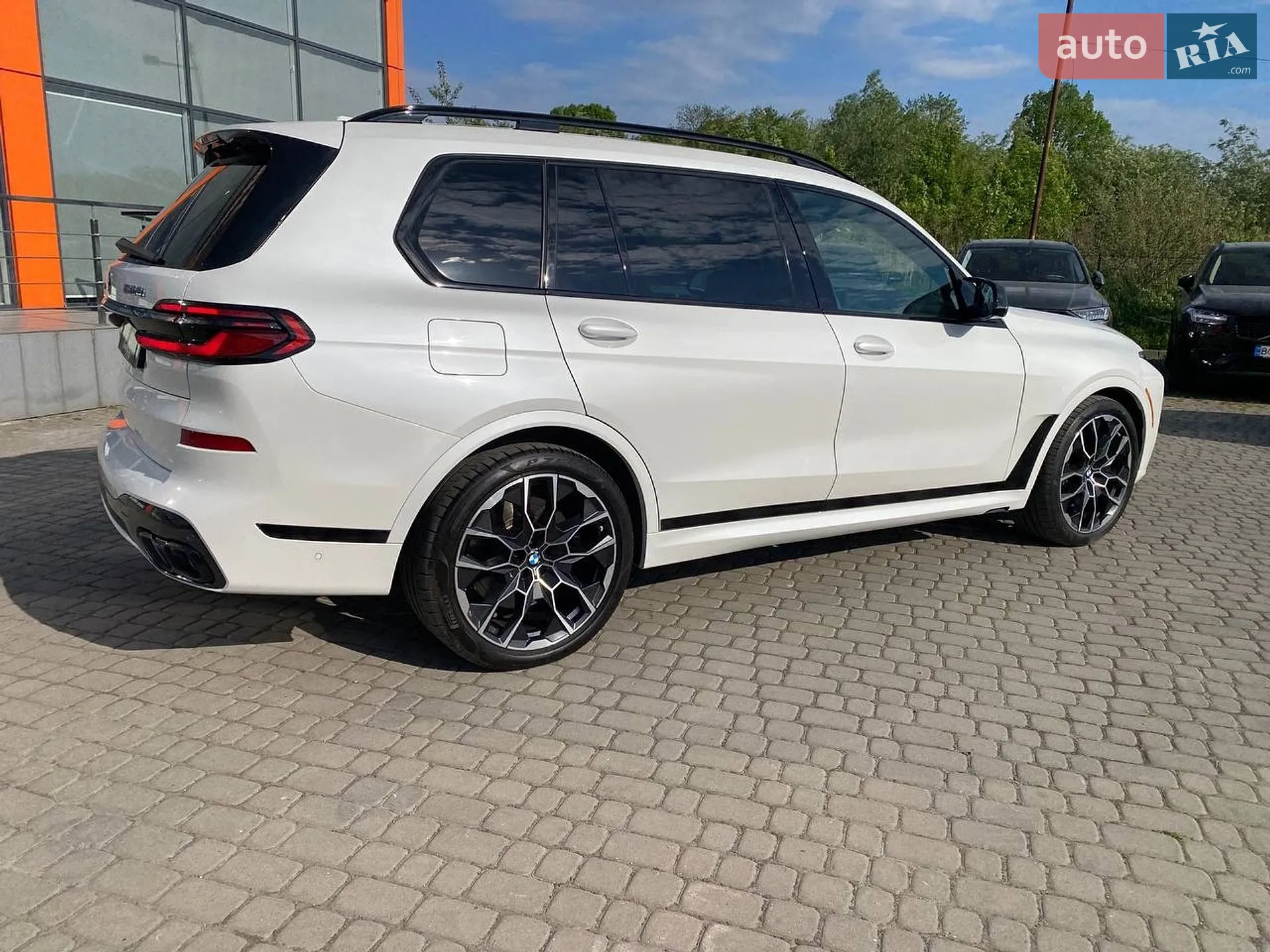2023 BMW X7 - мініатюра 10