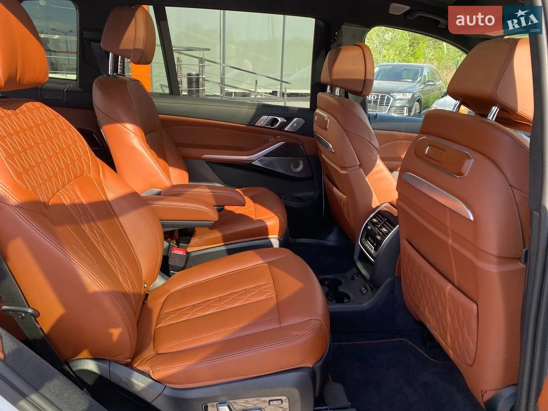 2023 BMW X7 - мініатюра 30