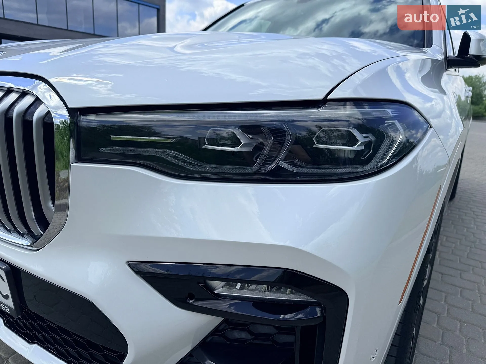2020 BMW X7 - мініатюра 10