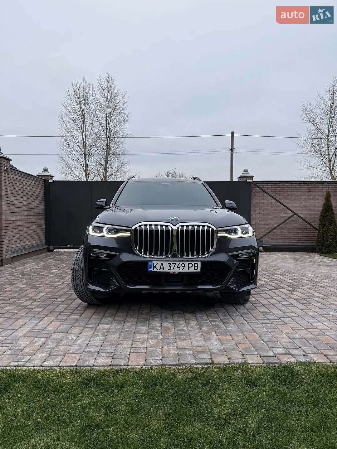 2020 BMW X7 - фото 1