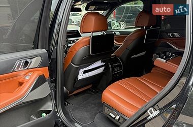 Внедорожник / Кроссовер BMW X7 2022 в Киеве