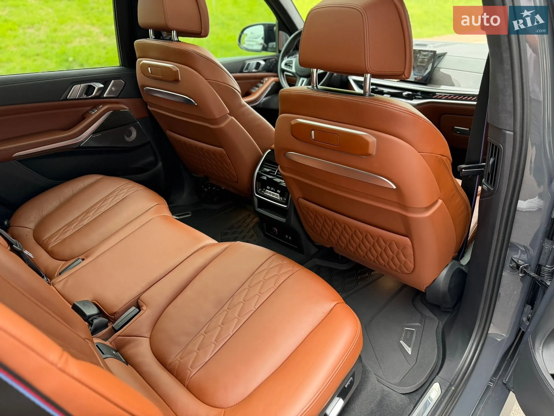 2023 BMW X7 - мініатюра 30