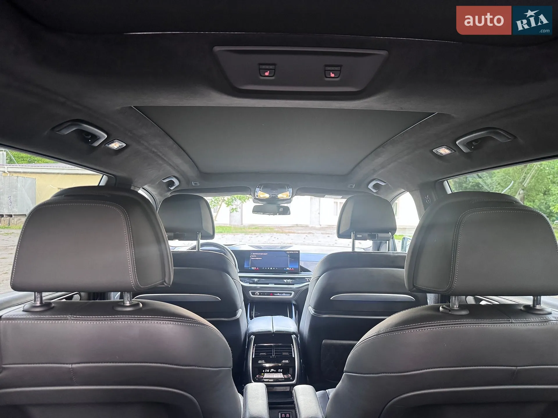 2023 BMW X7 - мініатюра 75