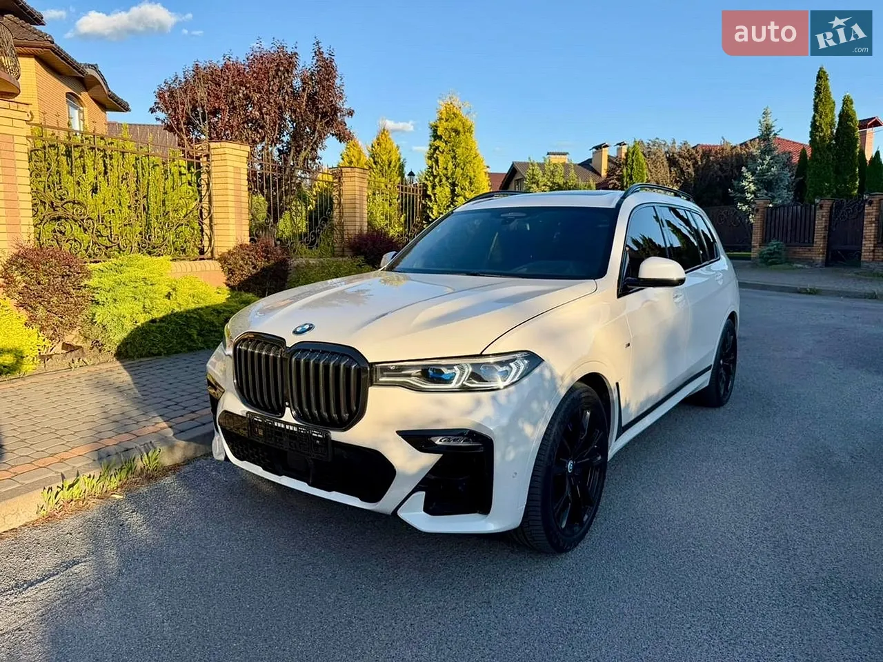 2023 BMW X7 - мініатюра 33