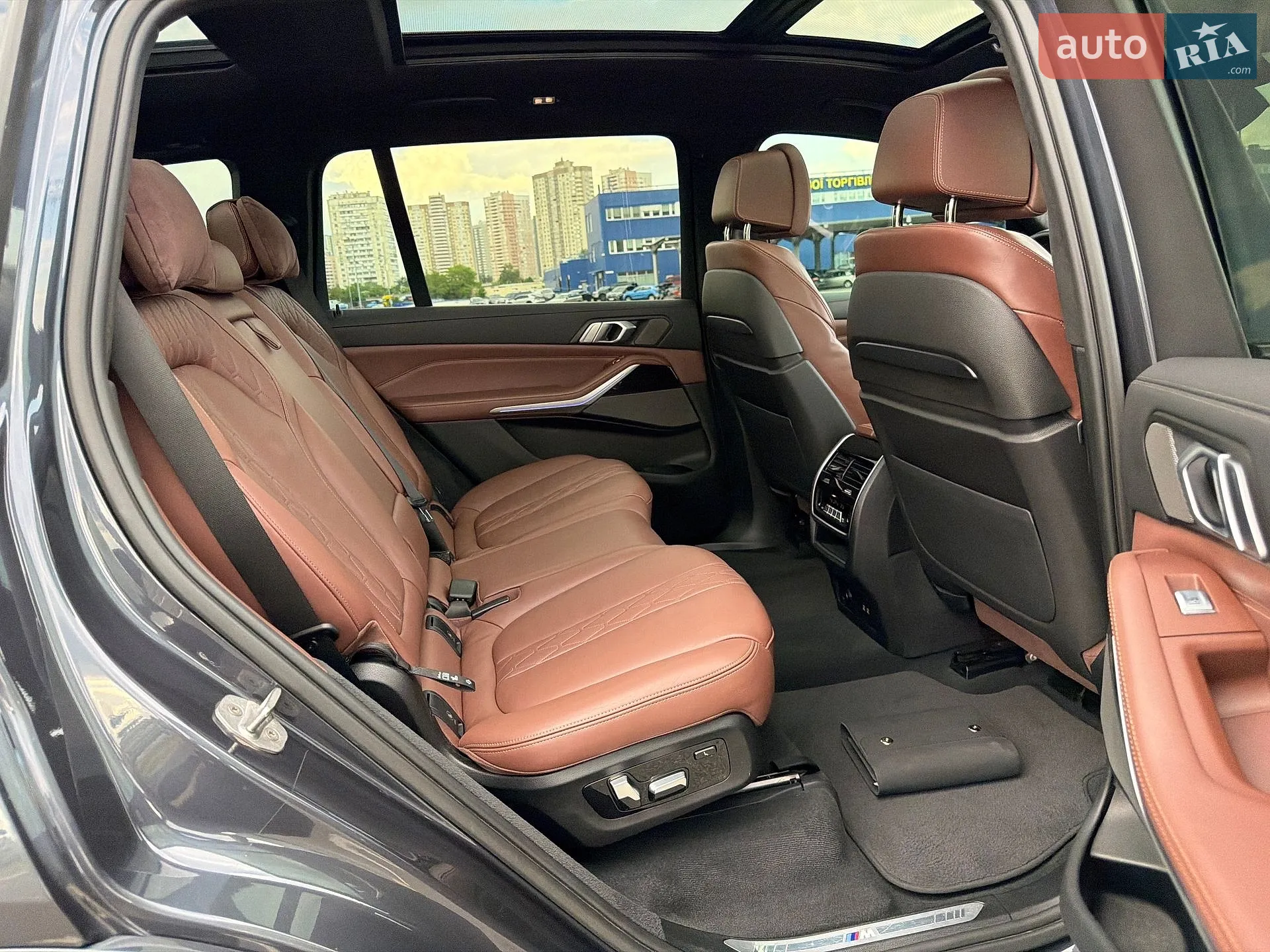 2020 BMW X7 - мініатюра 20
