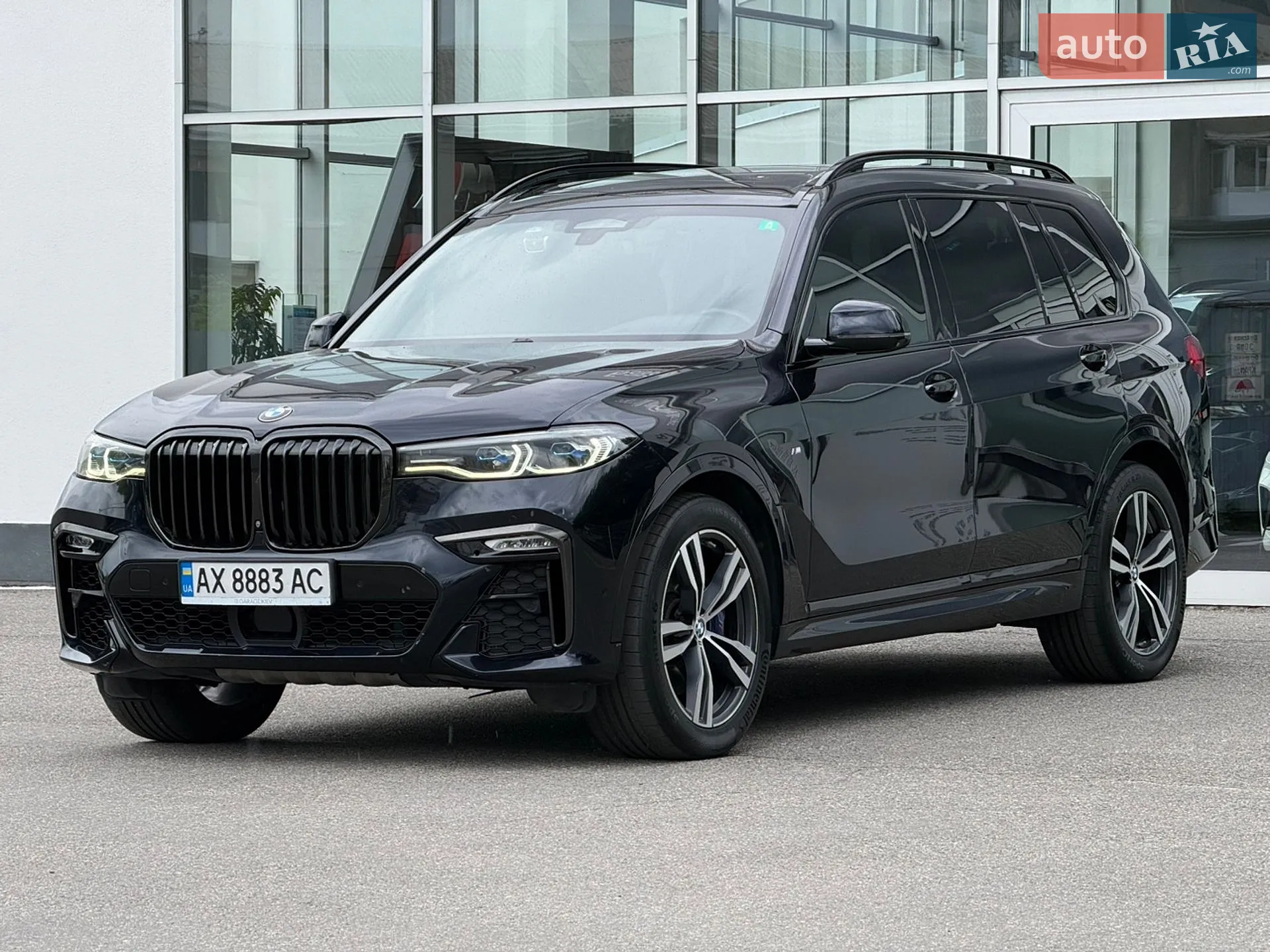 2019 BMW X7 - фото 1